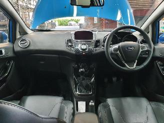 Ford Fiesta  picture 14