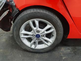 Ford Fiesta  picture 5