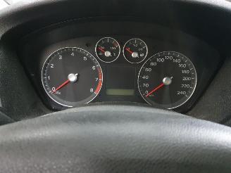 Ford Focus  picture 11