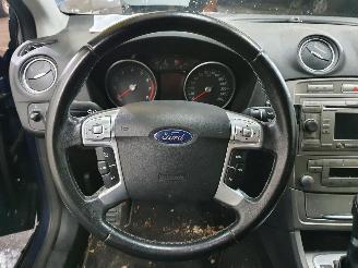 Ford Mondeo  picture 30