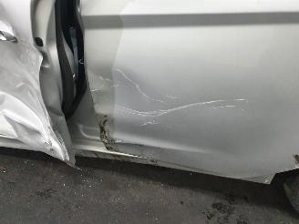 Ford Fiesta  picture 13