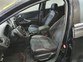 Ford Mondeo  picture 17