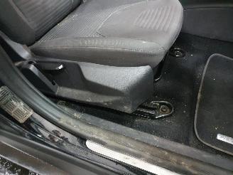 Ford Focus  picture 10