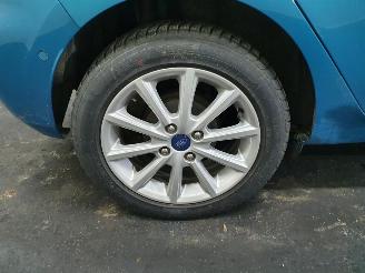 Ford Fiesta 1.0 EcoB. Titanium picture 11