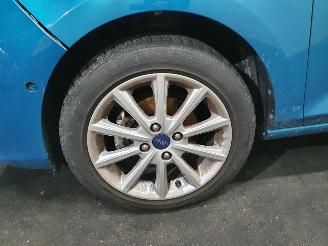 Ford Fiesta 1.0 EcoB. Titanium picture 4