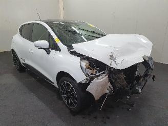 Salvage car Renault Clio Expression 2014/1