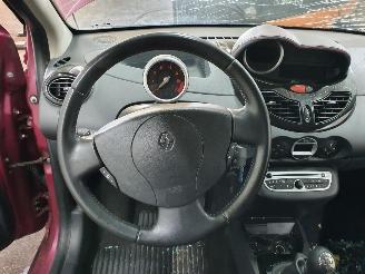Renault Twingo 1.2i 16v Dynamique picture 3