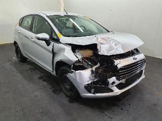 Salvage car Ford Fiesta Style 2013/6