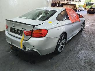 BMW 4-serie F32 440i Cent Hi Exec picture 31