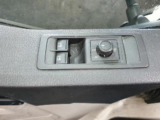 Volkswagen Transporter 2.0TDI L1H1 Trandl. Pick-up picture 2