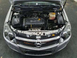 Opel Astra Temptation picture 14