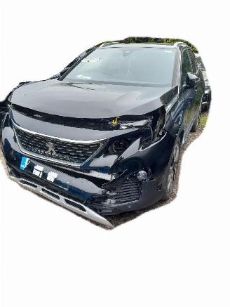 Salvage car Peugeot 3008 GT 2020/1