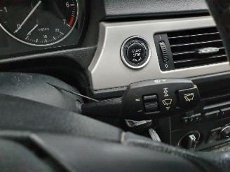 BMW 3-serie E90 LCI 316i picture 20