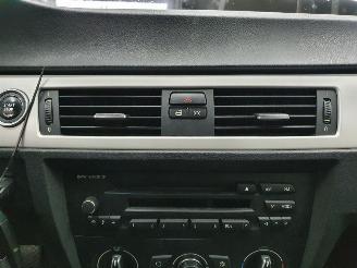 BMW 3-serie E90 LCI 316i picture 13