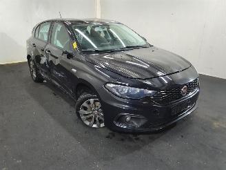 Uttjänta bilar auto Fiat Tipo Popstar 1.6 MultiJet 2018/3