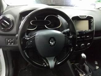 Renault Clio Clio IV 0.9 TCe Expression picture 18