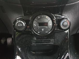 Ford Fiesta 1.0 Titanium picture 9