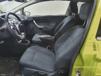 Ford Fiesta 1.25 Titanium picture 14