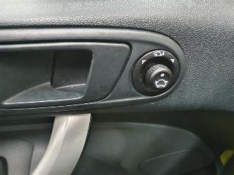 Ford Fiesta 1.25 Titanium picture 7