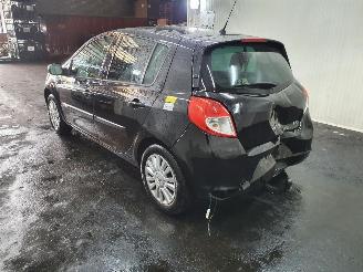 Renault Clio Clio 3 1.2 TCe Collection picture 18