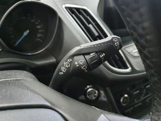 Ford C-Max 1.0 Ecoboost Titanium picture 34