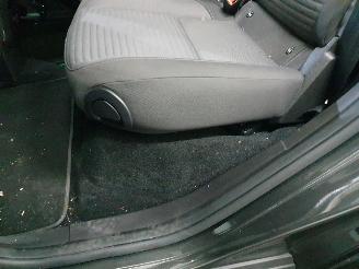 Ford C-Max 1.0 Ecoboost Titanium picture 13