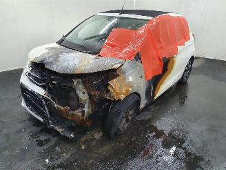 Citroën C1 1.0 VTi AirS Shine picture 3