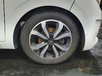 Citroën C1 1.0 VTi AirS Shine picture 25