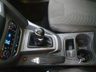 Ford Focus 1.0 EcoBoost Titanium picture 28