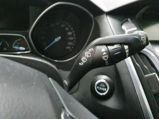 Ford Focus 1.0 EcoBoost Titanium picture 10