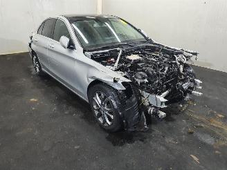 Damaged car Mercedes C-klasse C220 CDI Prestige 2014/8