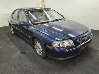 Damaged car Volvo S-80  2003/1