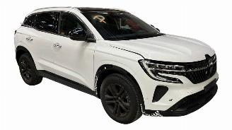 Vrakbiler auto Renault Austral  2021/12