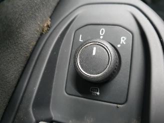 Volkswagen Golf CD1 eTFS R-Line Hybrid picture 24