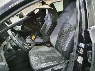 Volkswagen Golf CD1 eTFS R-Line Hybrid picture 7
