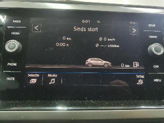 Volkswagen Polo AW1 1.0 BlueMotion Technology picture 23
