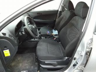 Hyundai I-30  picture 15