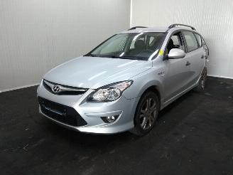 Hyundai I-30  picture 3