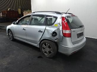 Hyundai I-30  picture 4