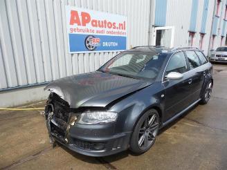 Audi Rs4  picture 4