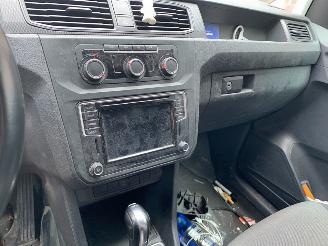 Volkswagen Caddy 2.0 TDI DSG picture 11