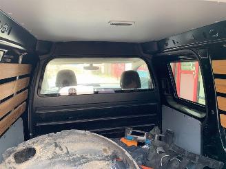 Volkswagen Caddy 2.0 TDI DSG picture 12