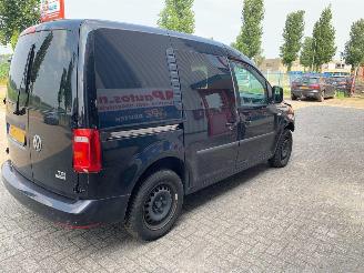 Volkswagen Caddy 2.0 TDI DSG picture 5