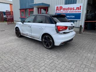 Auto da rottamare Audi A1 A1 Sportback (8XA/8XF), Hatchback 5-drs, 2011 / 2018 1.4 TFSI Cylinder on demand 16V 2014/11