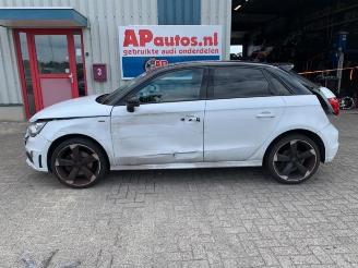Audi A1 A1 Sportback (8XA/8XF), Hatchback 5-drs, 2011 / 2018 1.4 TFSI Cylinder on demand 16V picture 3