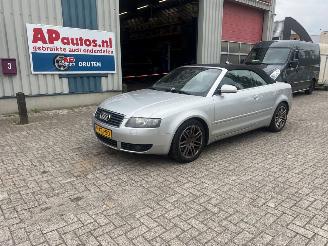 Schadeauto Audi A4 CABRIO 3.0 V6 QUATTRO AUTOMAAT 2004/6