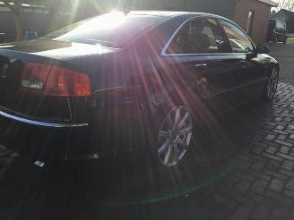 Audi A8  picture 2