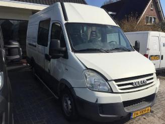 Salvage car Iveco Daily  2008