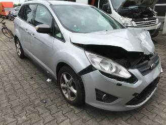 Salvage car Ford C-Max  2012
