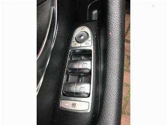 Mercedes E-klasse E Estate (S213), Combi, 2016 / 2023 E-220d 2.0 Turbo 16V 4-Matic picture 8